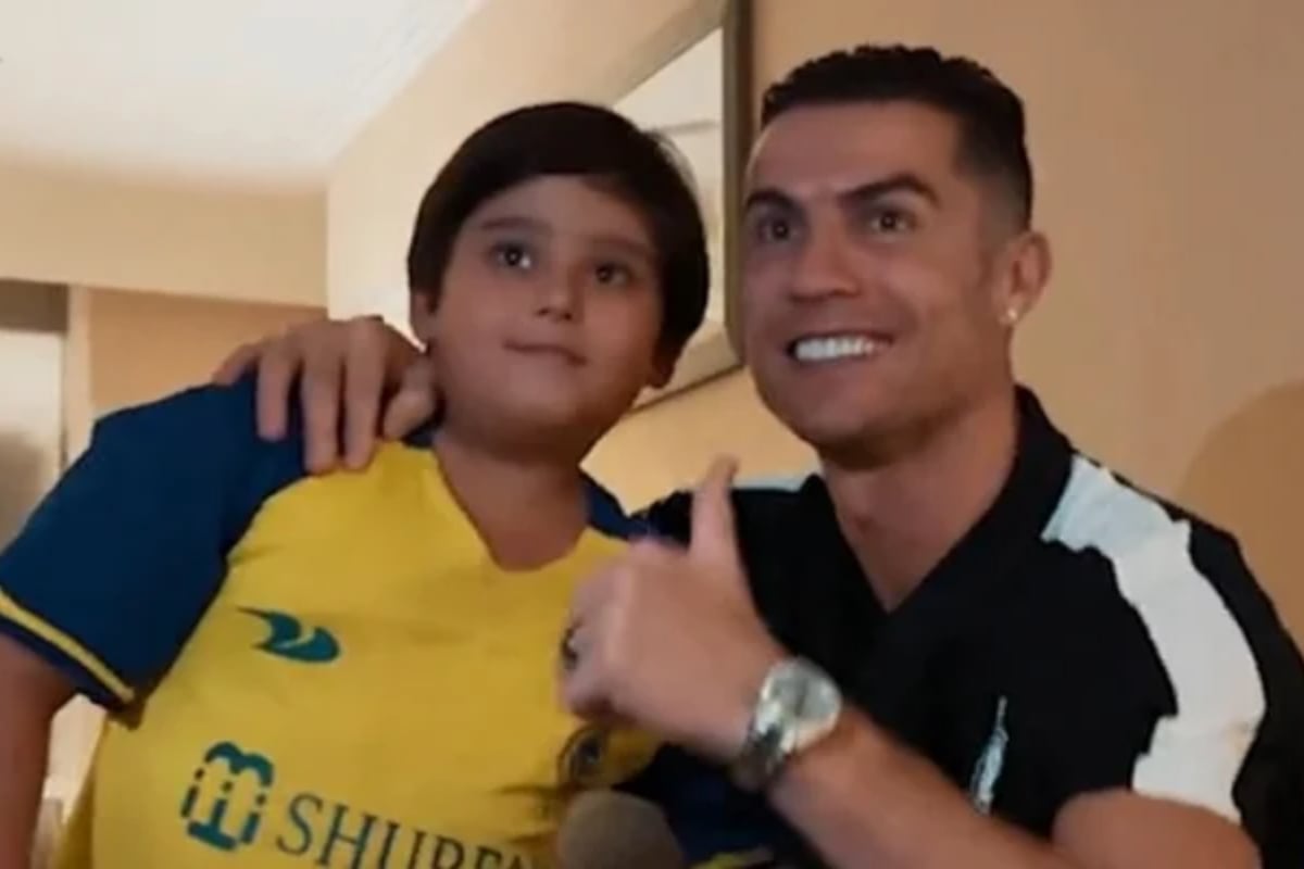 WATCH: Ronaldo makes his fan's dream come true