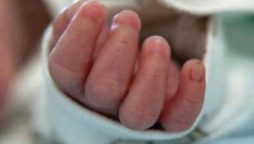 Girl Born with 26 Fingers