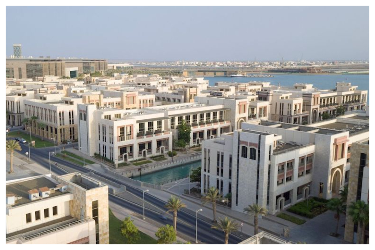 King Abdullah University in Saudi Arabia offers jobs with salaries up to 11,000 SAR