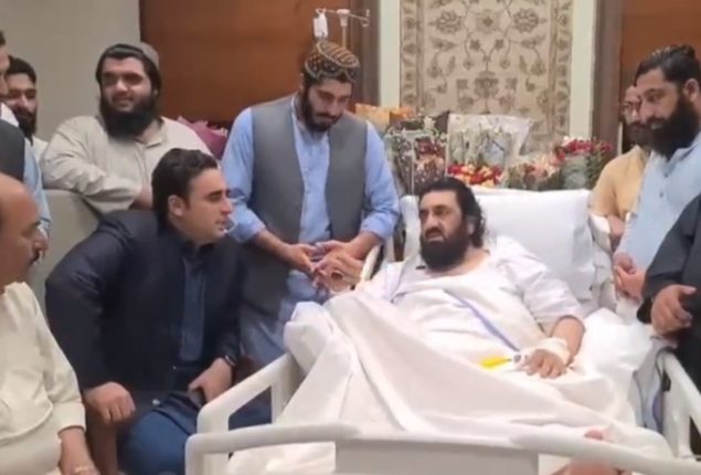 Bilawal inquires health of JUI-F’s Hafiz Hamdullah in Karachi