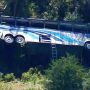 Farmingdale High School student bus crashes on I-84
