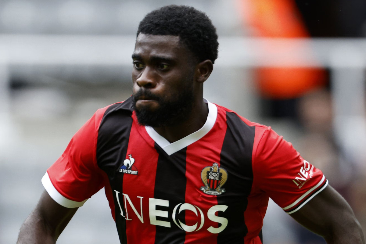 Boga's late heroics propel Nice to top of Ligue 1