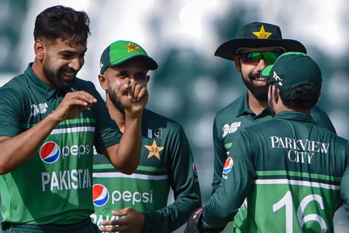 How can Pakistan can begin their World Cup campaign as number 1 ODI team?