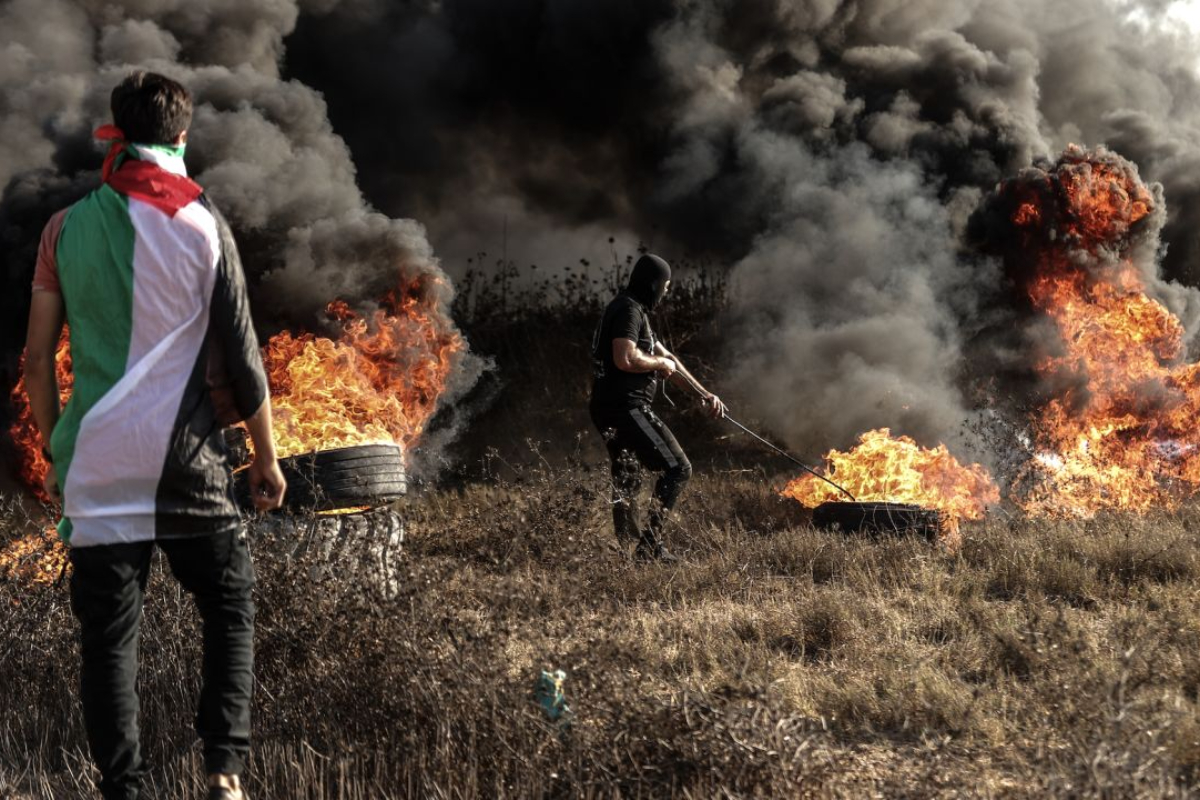 Israel strikes Gaza targets after incendiary balloon attacks