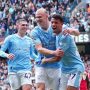 Manchester City maintain winning streak despite red card