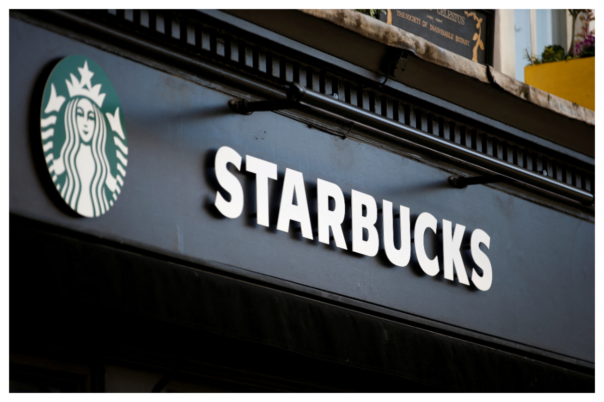 Starbucks is offering jobs in the UAE with salaries up to 10,000 AED