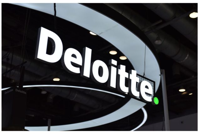Deloitte opens up job opportunities in the UAE with salaries up to 5,000 AED