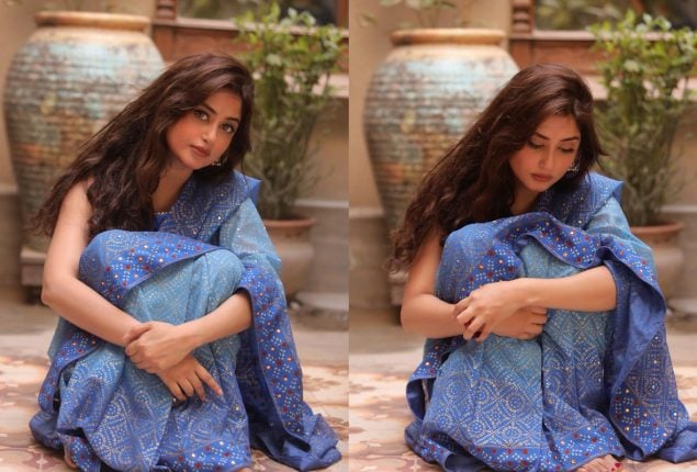 Sajal Aly astonishing pictures in a blue shimmery saree