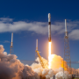 SpaceX launches additional Starlink satellites into space