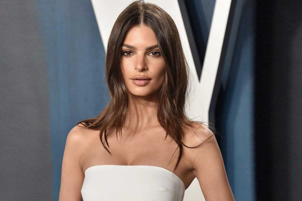 Emily Ratajkowski