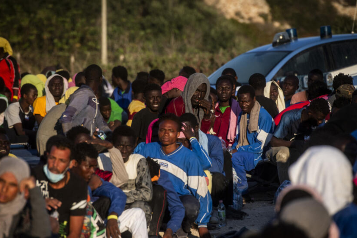 Germany to keep receiving migrants and refugees arriving in Italy