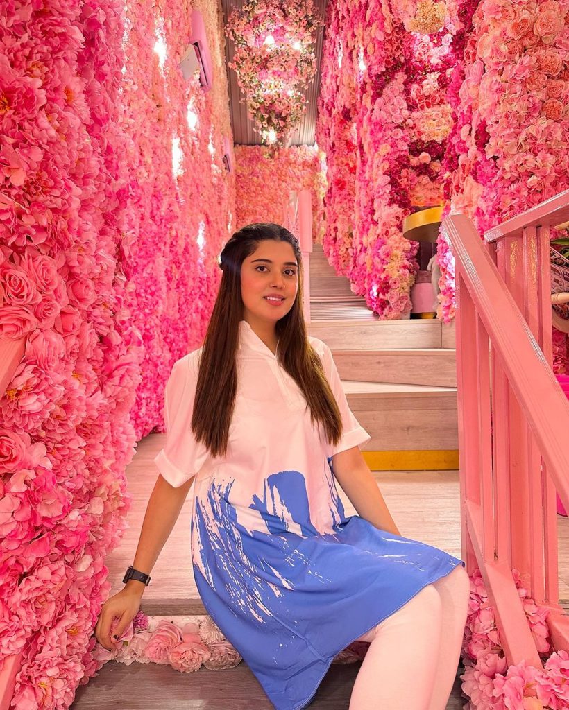  Kanwal & Zulqarnain shares their dreamy look from Thailand 