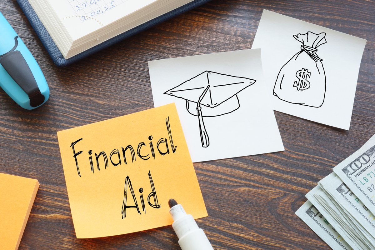 Scholarships for Pakistani students