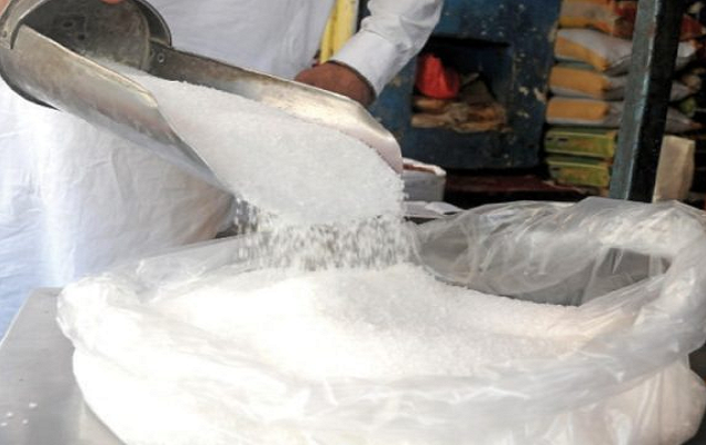 Sugar rate reduces to Rs170 in wholesale market