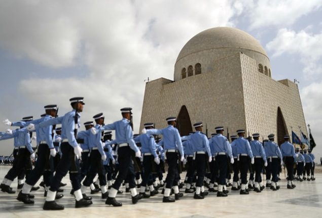 Defence Day: Change of guards ceremony held at Quaid’s mausoleum