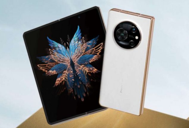 Tecno Phantom V Flip price in Pakistan & specs
