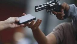 70 factory employees robbed in Karachi’s Shah Faisal Colony