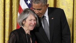 Poet Louise Glück dies