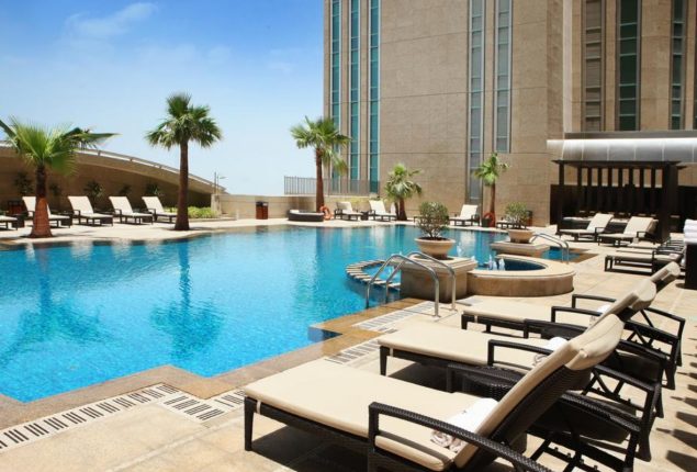 Sofitel hiring for many positions across UAE with salaries up to 10,000 dirhams