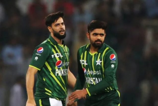 What Imad Wasim said about Babar Azam after Australia defeat?