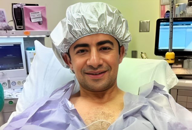 Doctor donates his bone marrow to save the life of patient