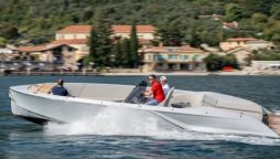Porsche and Frauscher unveil electric sports boat