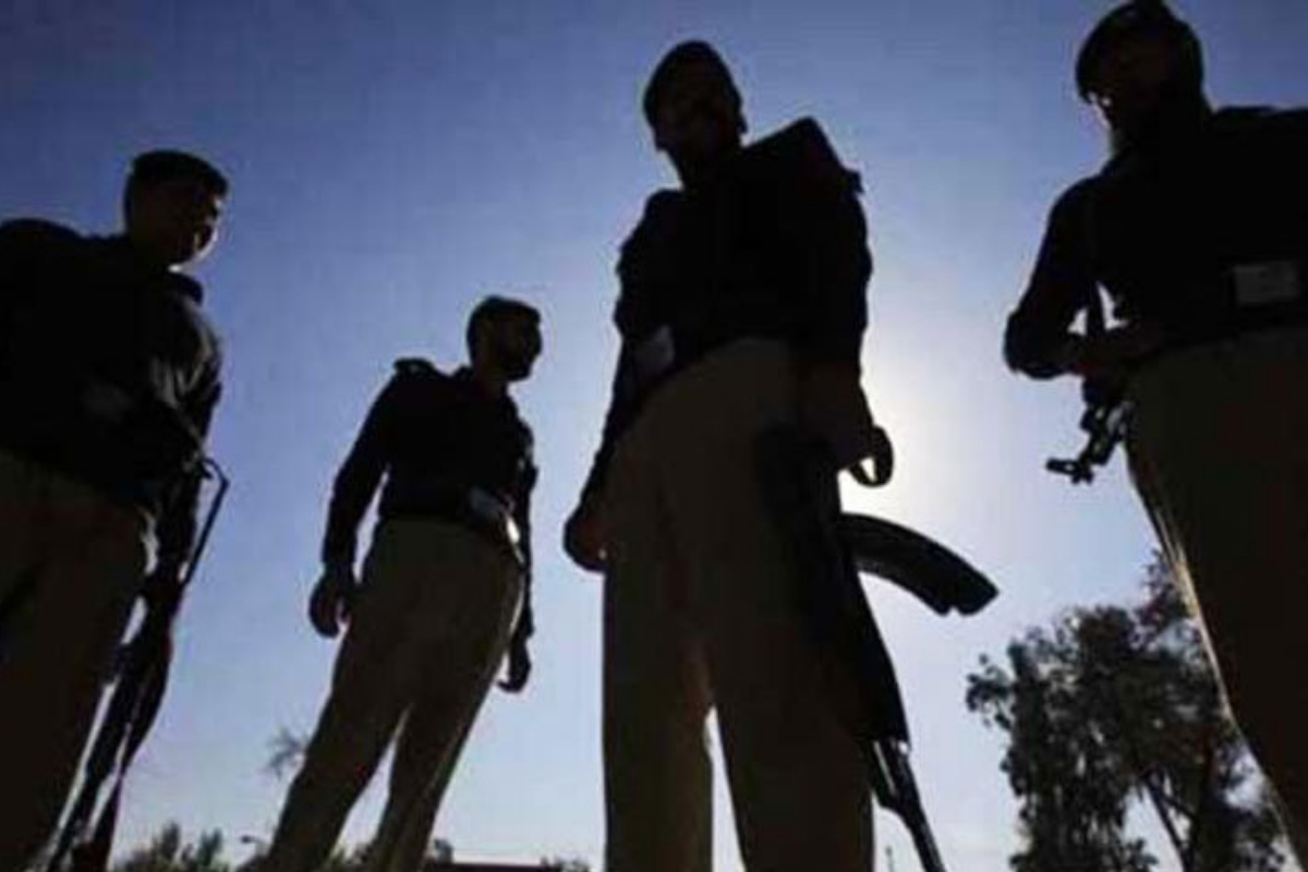 Birds worth Rs2mn stolen from ex-DIG house in Karachi