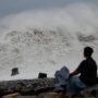 Japan issues tsunami alerts for its eastern islands
