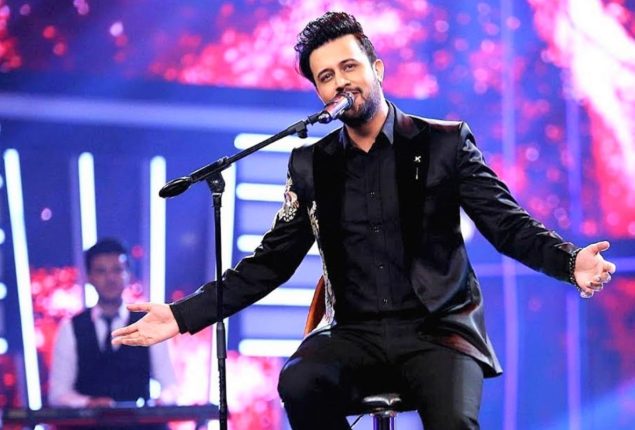 Video: Fan thanks Atif Aslam for bringing her closer to God