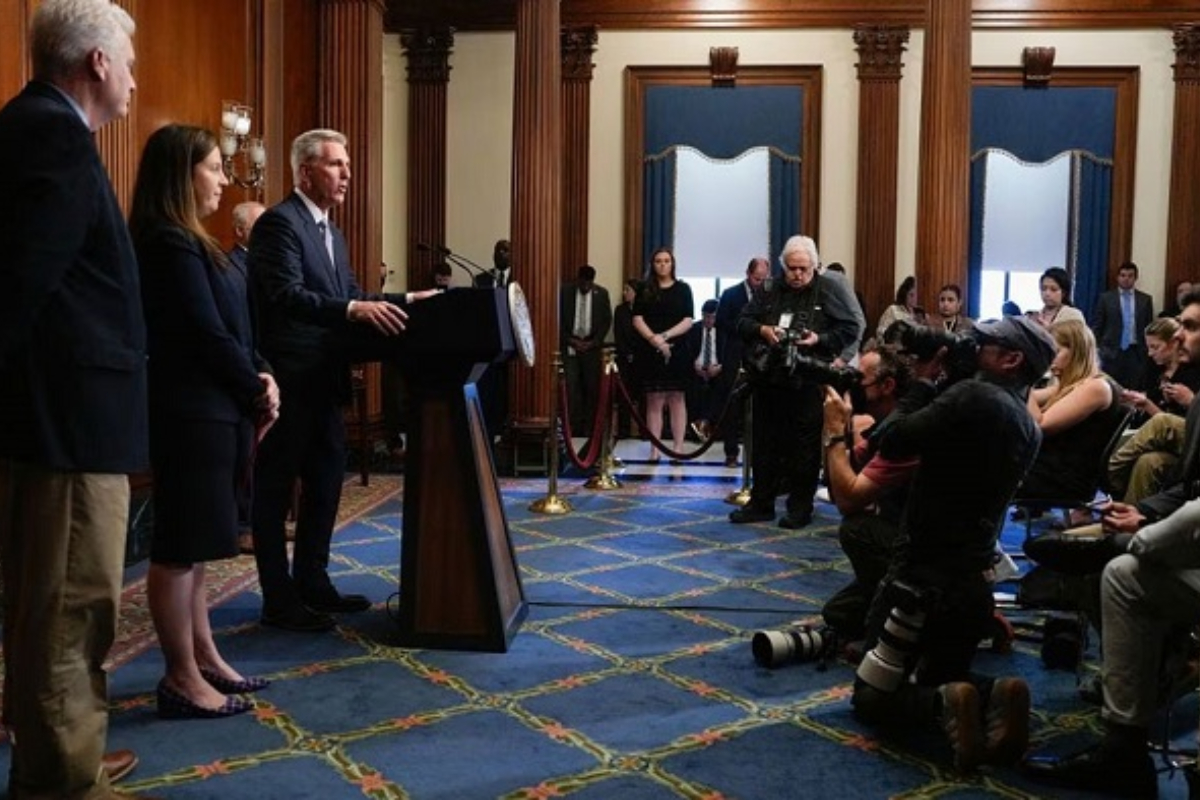 US Congress Passes Short-Term Funding Bill to Avoid Shutdown