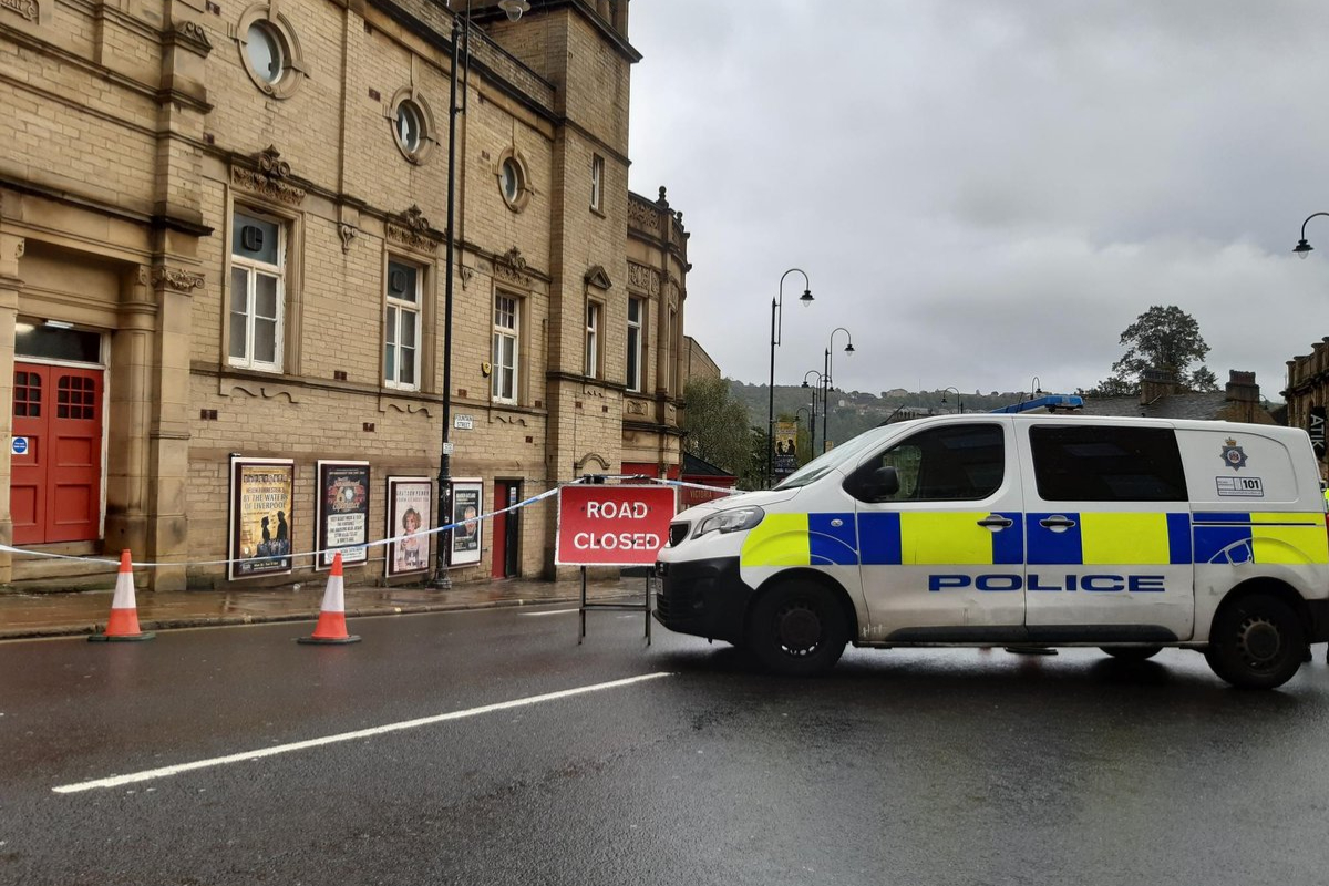 Halifax stabbing leaves one dead, another critically injured