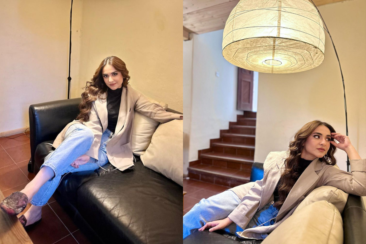 Yumna Zaidi looks stunning while posing on the couch
