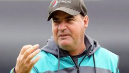Mickey Arthur praises Pakistan’s bowlers