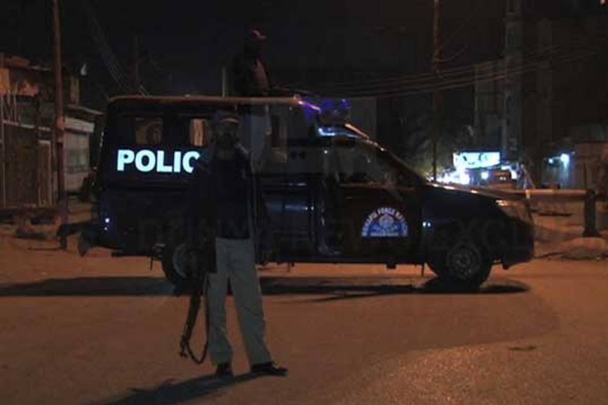 Family robbed of Rs20 mn cash, over 70 tola gold, Karachi police told