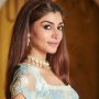 Zoya Nasir stunning look in a blue embroidery dress