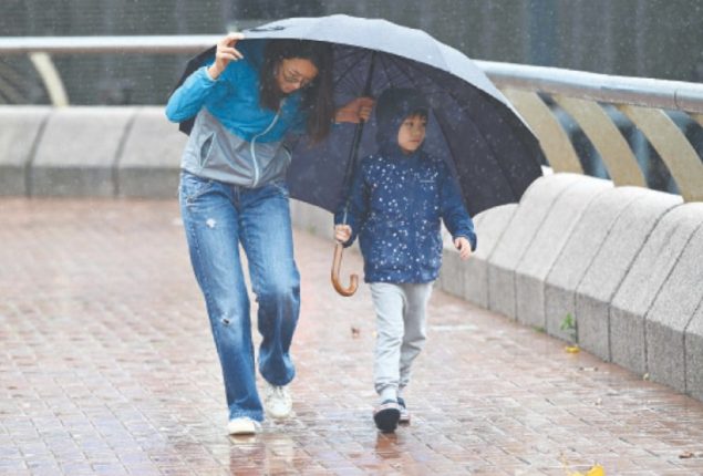Typhoon Koinu Strikes Hong Kong Again