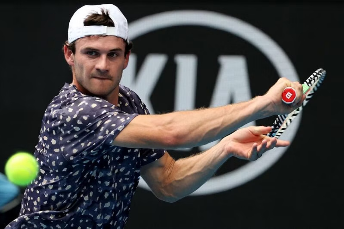 Paul, Dimitrov through to Shanghai Masters fourth round