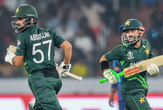 Pakistan beat Sri Lanka by 7 wickets in historic win