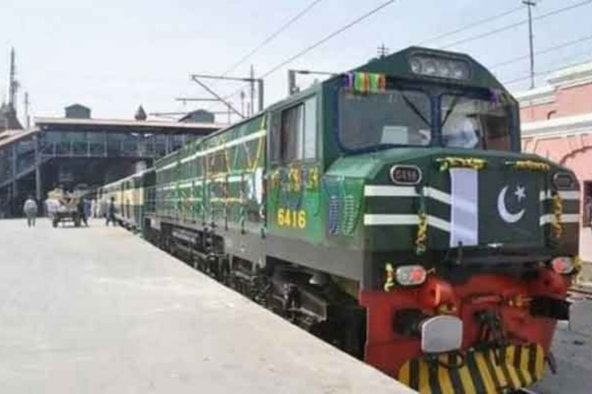 Pakistan Railways announces train schedule for winter months