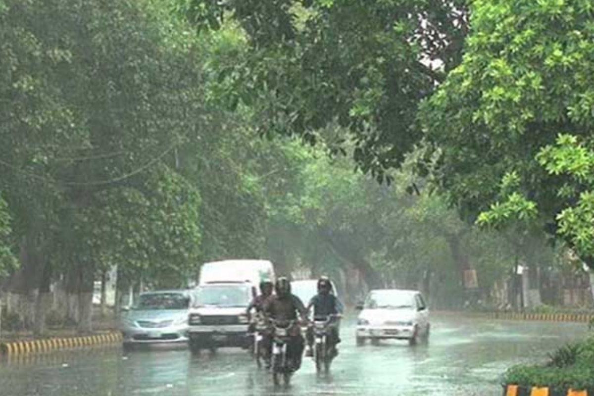 Weather in Pakistan: Rain lashes Islamabad; turns weather cold
