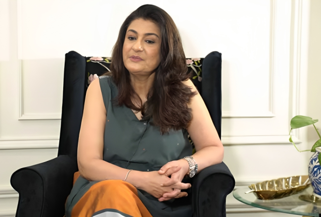 Saba Hameed Says “I’ve realized that I’ve to seek permission from my husband for everything”