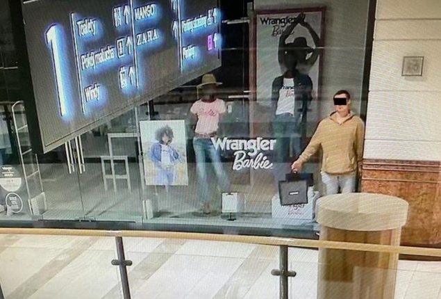 Arrested 'Mannequin' Breaks the Mold in Warsaw Shop Heist