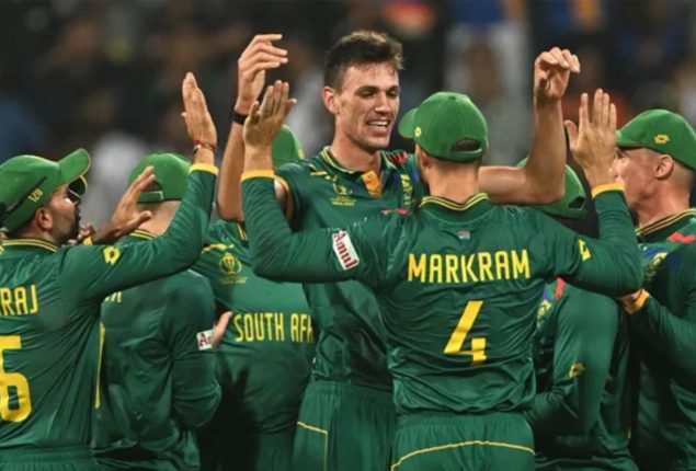 South Africa jump to third in World Cup points table after thrashing England