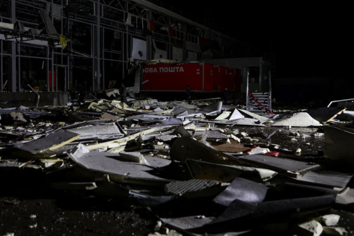 Kharkiv Missile Strike Claims Six Postal Workers' Lives
