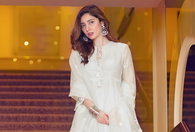 Mahira Khan calls out trolls for accusing her of remaining neutral: ‘Sit down and pray for Palestine’