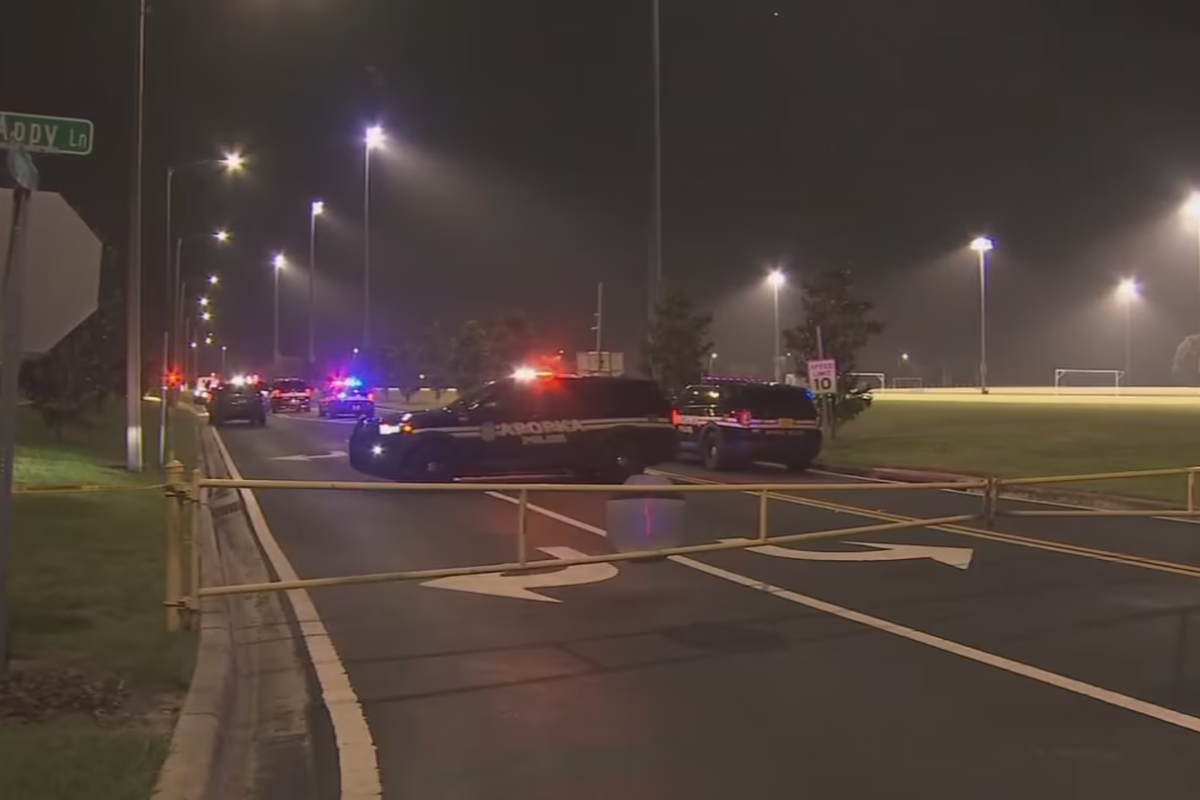 11-year-old shoots 2 teens in Florida