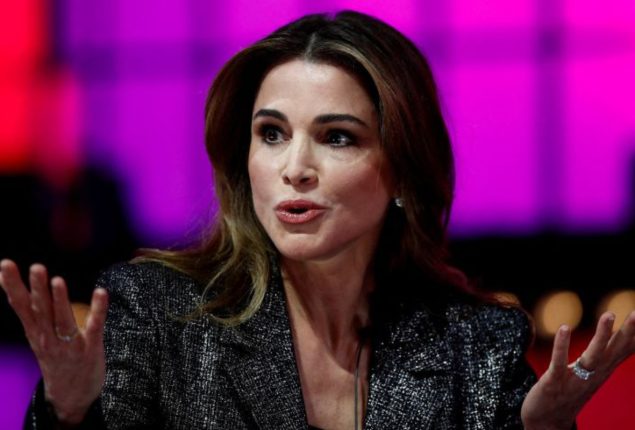 Queen Rania West stunned Arabs
