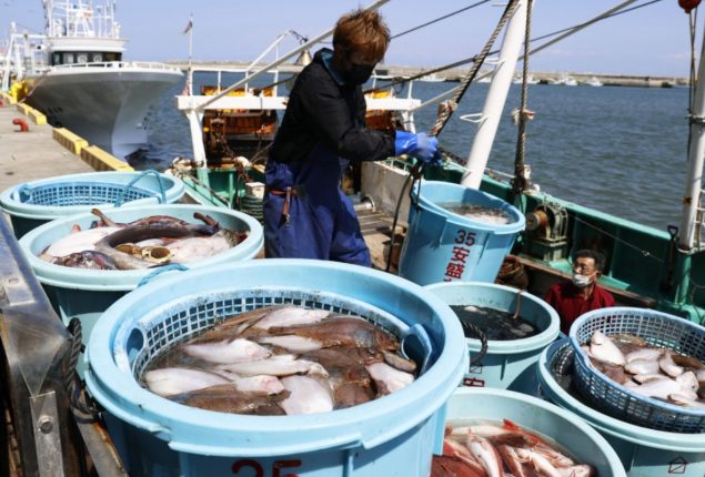 US imports Japanese seafood