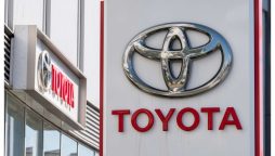 Toyota posts record global output, sales in April-September period