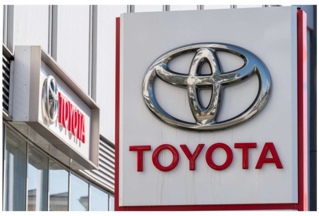 Toyota posts record global output, sales in April-September period